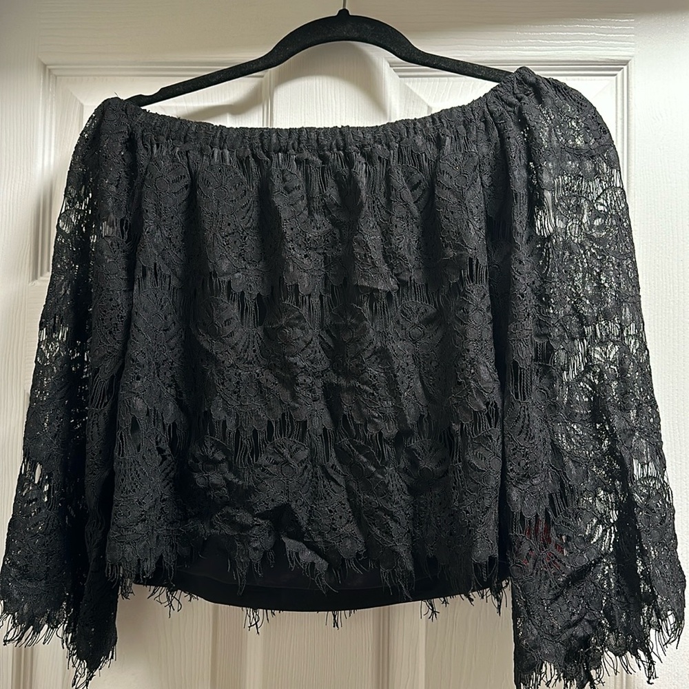 Lace off shoulder crop top